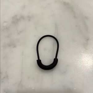 Lululemon hairtie or zipper pull